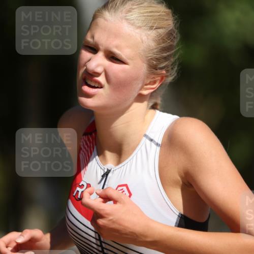 07.09.2025 - 19. Norderstedt Triathlon Michael Strokosch http://msf.ph/oto/8802695 07.09.2025 12:03:47 Laufen 1170, 1305 meine-sportfotos.de