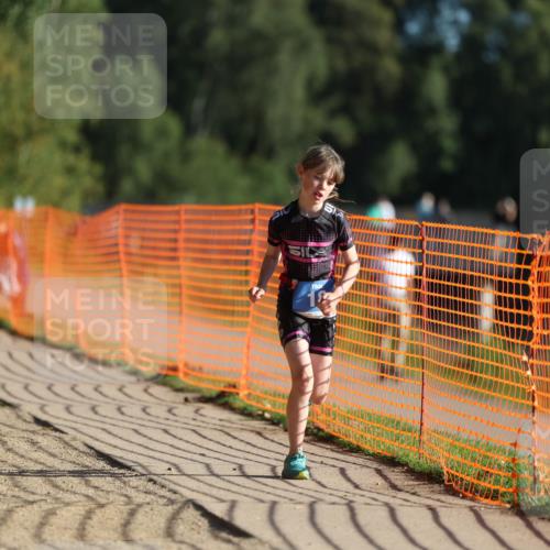 07.09.2025 - 19. Norderstedt Triathlon Michael Strokosch http://msf.ph/oto/8802707 07.09.2025 09:17:45 Laufen 18 meine-sportfotos.de
