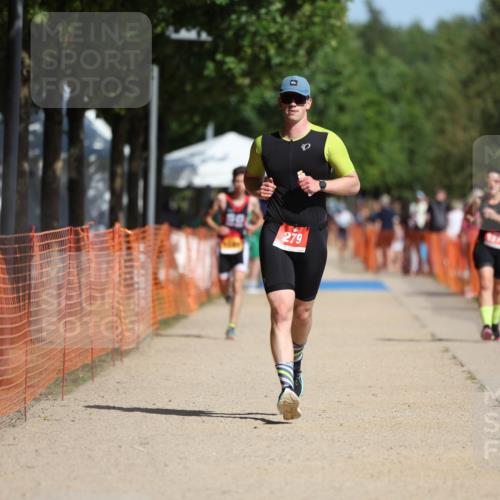 07.09.2025 - 19. Norderstedt Triathlon Michael Strokosch http://msf.ph/oto/8802736 07.09.2025 12:04:01 Laufen 279, 1183 meine-sportfotos.de