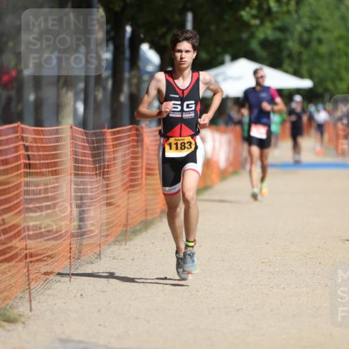07.09.2025 - 19. Norderstedt Triathlon Michael Strokosch http://msf.ph/oto/8802830 07.09.2025 12:04:07 Laufen 279, 1183, 1278, 1306 meine-sportfotos.de