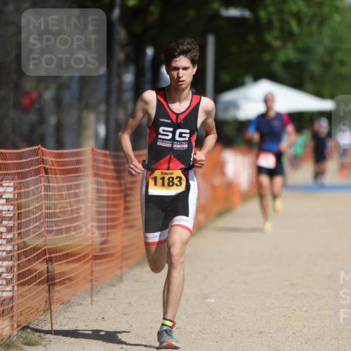 07.09.2025 - 19. Norderstedt Triathlon Michael Strokosch http://msf.ph/oto/8802858 07.09.2025 12:04:08 Laufen 279, 1183, 1278, 1306 meine-sportfotos.de