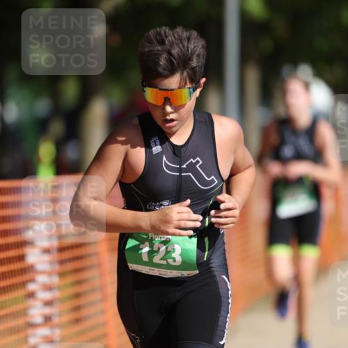 07.09.2025 - 19. Norderstedt Triathlon Michael Strokosch http://msf.ph/oto/8802861 07.09.2025 11:00:51 Laufen 62, 123, 635 meine-sportfotos.de
