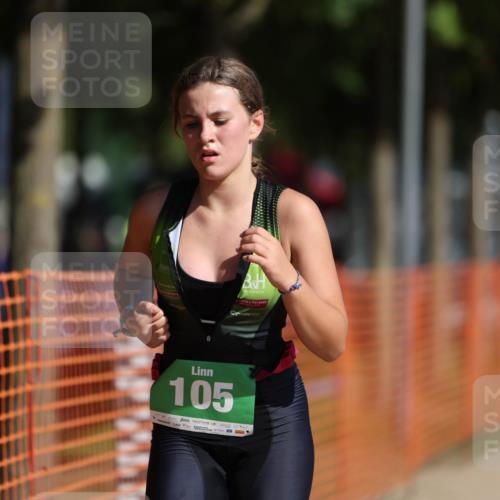 07.09.2025 - 19. Norderstedt Triathlon Michael Strokosch http://msf.ph/oto/8803065 07.09.2025 11:01:04 Laufen 105 meine-sportfotos.de