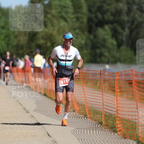 07.09.2025 - 19. Norderstedt Triathlon Michael Strokosch http://msf.ph/oto/8803088 07.09.2025 12:04:27 Laufen 191, 303, 736, 819 meine-sportfotos.de