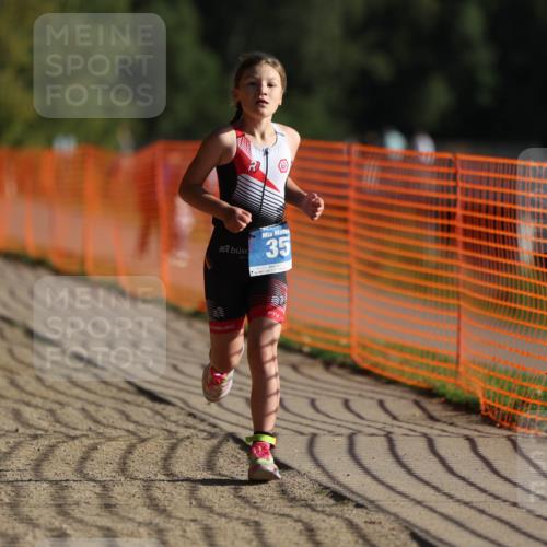 07.09.2025 - 19. Norderstedt Triathlon Michael Strokosch http://msf.ph/oto/8803102 07.09.2025 09:18:25 Laufen 35 meine-sportfotos.de