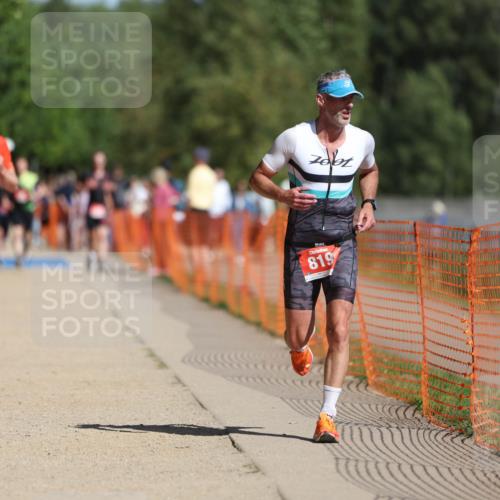 07.09.2025 - 19. Norderstedt Triathlon Michael Strokosch http://msf.ph/oto/8803110 07.09.2025 12:04:27 Laufen 191, 303, 736, 819 meine-sportfotos.de
