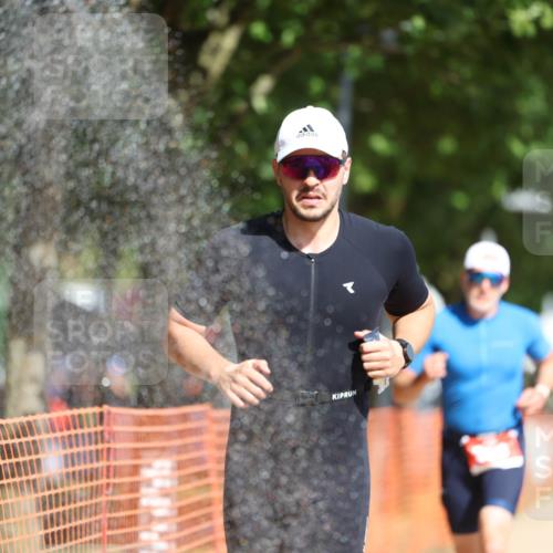 07.09.2025 - 19. Norderstedt Triathlon Michael Strokosch http://msf.ph/oto/8803126 07.09.2025 12:04:28 Laufen 191, 303, 736, 819 meine-sportfotos.de