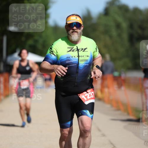 07.09.2025 - 19. Norderstedt Triathlon Michael Strokosch http://msf.ph/oto/8803213 07.09.2025 12:34:16 Laufen 1237, 1333, 1368 meine-sportfotos.de