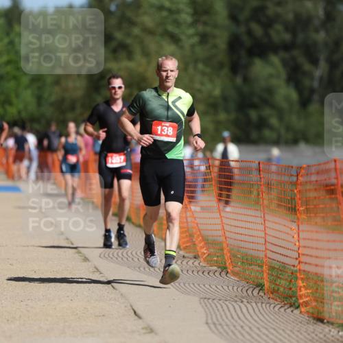 07.09.2025 - 19. Norderstedt Triathlon Michael Strokosch http://msf.ph/oto/8803291 07.09.2025 12:04:38 Laufen 138, 252, 1357 meine-sportfotos.de