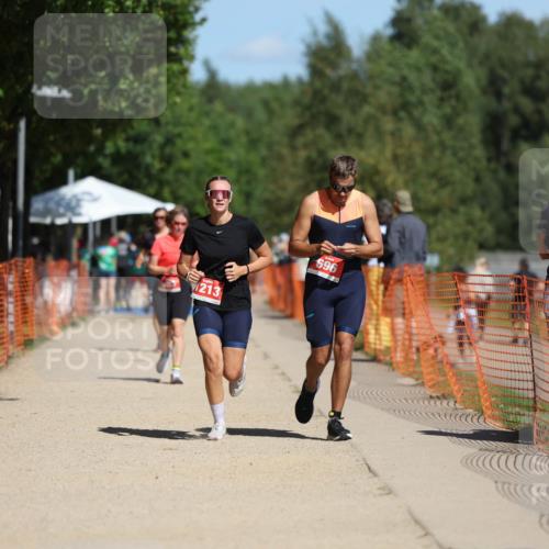 07.09.2025 - 19. Norderstedt Triathlon Michael Strokosch http://msf.ph/oto/8803292 07.09.2025 12:34:26 Laufen 696, 1213 meine-sportfotos.de