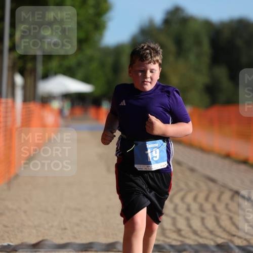 07.09.2025 - 19. Norderstedt Triathlon Michael Strokosch http://msf.ph/oto/8803295 07.09.2025 09:21:17 Laufen 19 meine-sportfotos.de