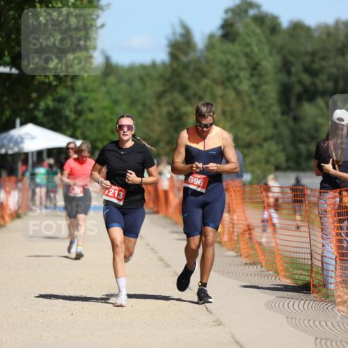 07.09.2025 - 19. Norderstedt Triathlon Michael Strokosch http://msf.ph/oto/8803310 07.09.2025 12:34:27 Laufen 696, 803, 1213, 1233 meine-sportfotos.de
