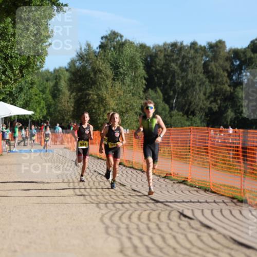 07.09.2025 - 19. Norderstedt Triathlon Michael Strokosch http://msf.ph/oto/8803356 07.09.2025 09:42:33 Laufen 557, 594, 595, 600 meine-sportfotos.de