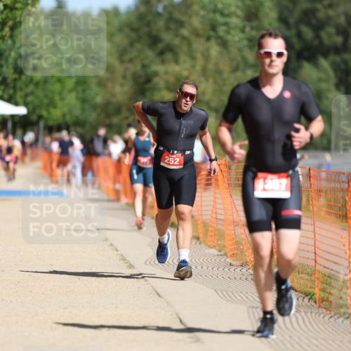 07.09.2025 - 19. Norderstedt Triathlon Michael Strokosch http://msf.ph/oto/8803365 07.09.2025 12:04:42 Laufen 138, 252, 1357 meine-sportfotos.de