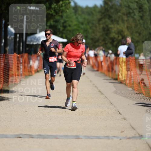 07.09.2025 - 19. Norderstedt Triathlon Michael Strokosch http://msf.ph/oto/8803381 07.09.2025 12:34:31 Laufen 696, 803, 1213, 1233 meine-sportfotos.de