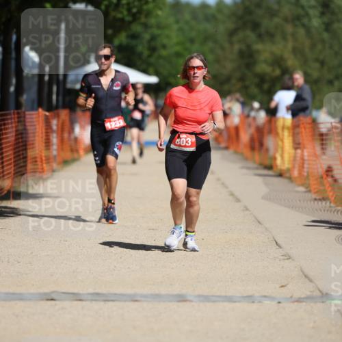 07.09.2025 - 19. Norderstedt Triathlon Michael Strokosch http://msf.ph/oto/8803416 07.09.2025 12:34:32 Laufen 696, 803, 1213, 1233 meine-sportfotos.de