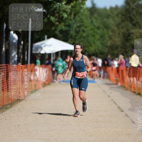 07.09.2025 - 19. Norderstedt Triathlon Michael Strokosch http://msf.ph/oto/8803423 07.09.2025 12:04:47 Laufen 252, 773, 1357 meine-sportfotos.de
