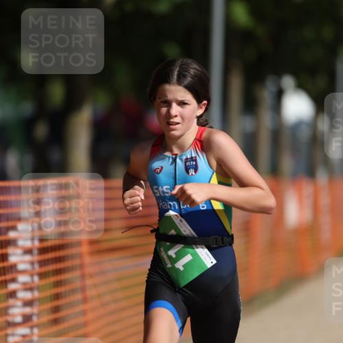 07.09.2025 - 19. Norderstedt Triathlon Michael Strokosch http://msf.ph/oto/8803482 07.09.2025 11:01:48 Laufen 111 meine-sportfotos.de
