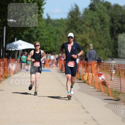 07.09.2025 - 19. Norderstedt Triathlon Michael Strokosch http://msf.ph/oto/8803491 07.09.2025 12:34:39 Laufen 226, 803, 1233, 1364 meine-sportfotos.de