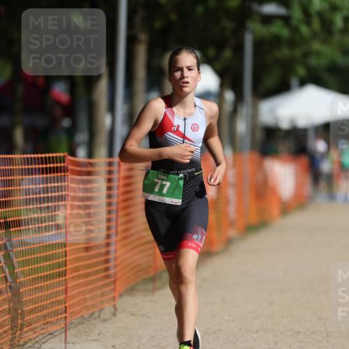 07.09.2025 - 19. Norderstedt Triathlon Michael Strokosch http://msf.ph/oto/8803509 07.09.2025 11:02:03 Laufen 77 meine-sportfotos.de