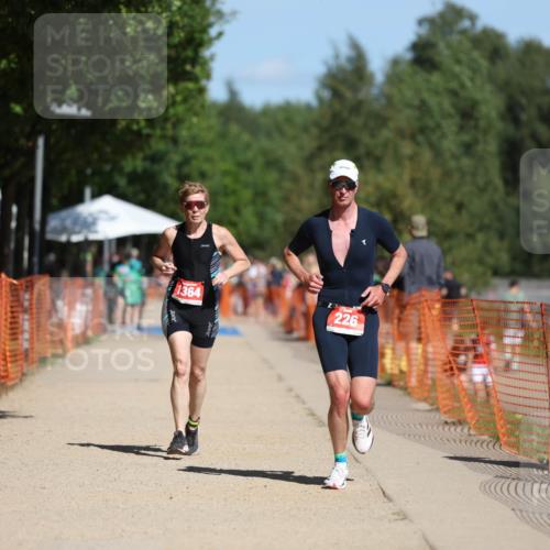 07.09.2025 - 19. Norderstedt Triathlon Michael Strokosch http://msf.ph/oto/8803518 07.09.2025 12:34:40 Laufen 226, 1364 meine-sportfotos.de