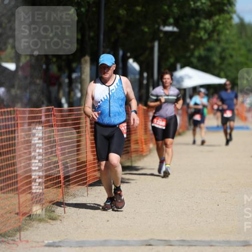 07.09.2025 - 19. Norderstedt Triathlon Michael Strokosch http://msf.ph/oto/8803574 07.09.2025 12:35:02 Laufen 838, 1286, 1371 meine-sportfotos.de