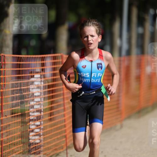 07.09.2025 - 19. Norderstedt Triathlon Michael Strokosch http://msf.ph/oto/8803642 07.09.2025 11:02:46 Laufen 56, 66 meine-sportfotos.de