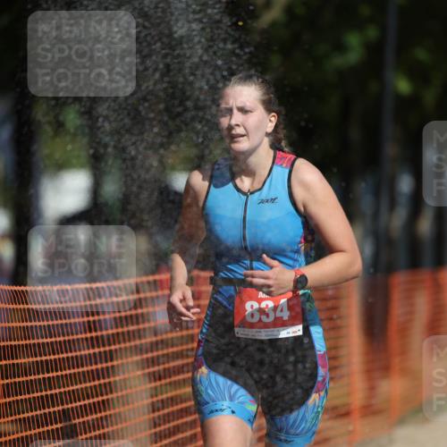 07.09.2025 - 19. Norderstedt Triathlon Michael Strokosch http://msf.ph/oto/8803655 07.09.2025 12:05:19 Laufen 833, 834, 1333 meine-sportfotos.de