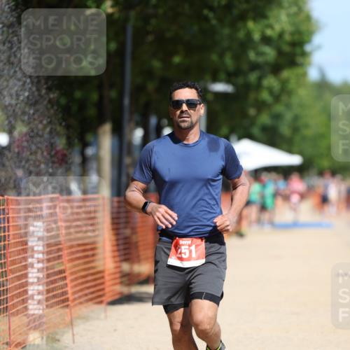 07.09.2025 - 19. Norderstedt Triathlon Michael Strokosch http://msf.ph/oto/8803700 07.09.2025 12:35:12 Laufen 251, 838, 1286 meine-sportfotos.de