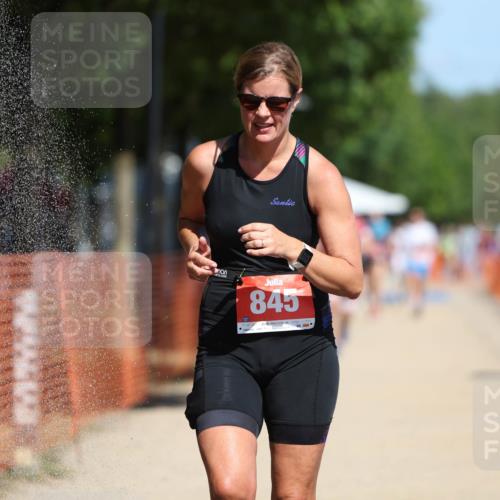 07.09.2025 - 19. Norderstedt Triathlon Michael Strokosch http://msf.ph/oto/8803811 07.09.2025 12:35:27 Laufen 151, 845, 851 meine-sportfotos.de