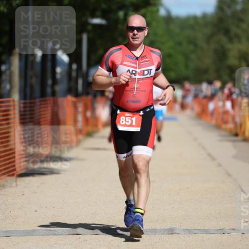 07.09.2025 - 19. Norderstedt Triathlon Michael Strokosch http://msf.ph/oto/8803945 07.09.2025 12:35:34 Laufen 140, 151, 851, 1220 meine-sportfotos.de