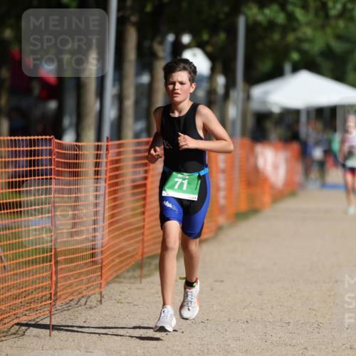 07.09.2025 - 19. Norderstedt Triathlon Michael Strokosch http://msf.ph/oto/8804035 07.09.2025 11:03:48 Laufen 71 meine-sportfotos.de