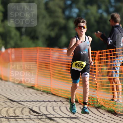 07.09.2025 - 19. Norderstedt Triathlon Michael Strokosch http://msf.ph/oto/8804038 07.09.2025 09:43:33 Laufen 562, 591, 609 meine-sportfotos.de