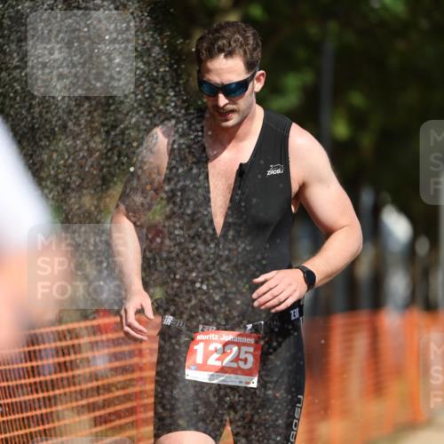 07.09.2025 - 19. Norderstedt Triathlon Michael Strokosch http://msf.ph/oto/8804137 07.09.2025 12:05:52 Laufen 201, 237, 815, 862, 1225, 1265, 1372 meine-sportfotos.de
