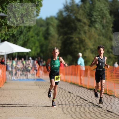 07.09.2025 - 19. Norderstedt Triathlon Michael Strokosch http://msf.ph/oto/8804148 07.09.2025 09:43:44 Laufen 568, 572 meine-sportfotos.de