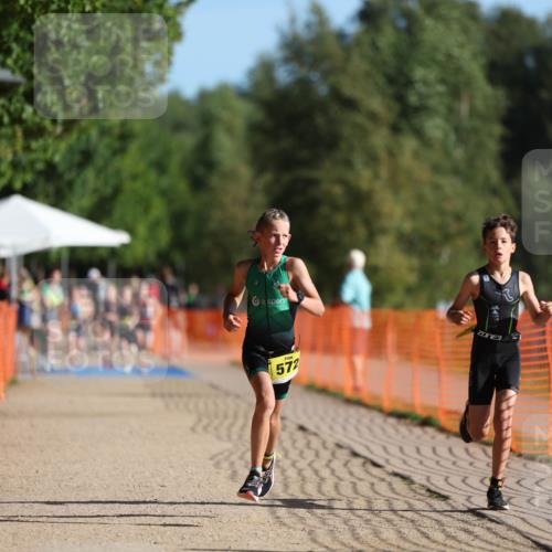 07.09.2025 - 19. Norderstedt Triathlon Michael Strokosch http://msf.ph/oto/8804167 07.09.2025 09:43:45 Laufen 568, 572 meine-sportfotos.de