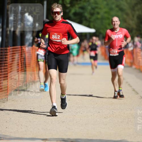 07.09.2025 - 19. Norderstedt Triathlon Michael Strokosch http://msf.ph/oto/8804186 07.09.2025 12:05:54 Laufen 237, 815, 862, 1225, 1265, 1372 meine-sportfotos.de