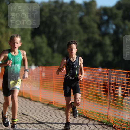 07.09.2025 - 19. Norderstedt Triathlon Michael Strokosch http://msf.ph/oto/8804206 07.09.2025 09:43:47 Laufen 568, 572 meine-sportfotos.de