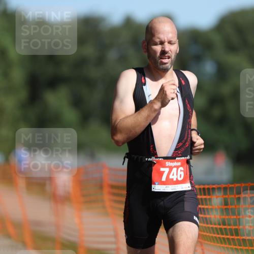 07.09.2025 - 19. Norderstedt Triathlon Michael Strokosch http://msf.ph/oto/8804370 07.09.2025 12:06:15 Laufen 746 meine-sportfotos.de