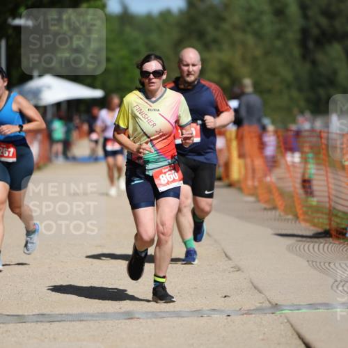 07.09.2025 - 19. Norderstedt Triathlon Michael Strokosch http://msf.ph/oto/8804443 07.09.2025 12:36:16 Laufen 190, 207, 282, 860, 1161, 1267, 1307, 1319 meine-sportfotos.de