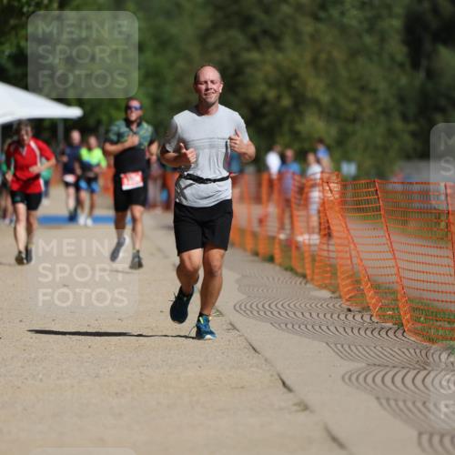 07.09.2025 - 19. Norderstedt Triathlon Michael Strokosch http://msf.ph/oto/8804534 07.09.2025 12:06:32 Laufen 801 meine-sportfotos.de