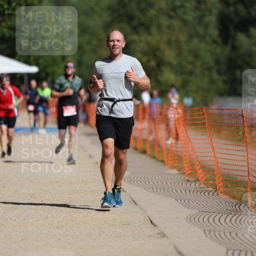 07.09.2025 - 19. Norderstedt Triathlon Michael Strokosch http://msf.ph/oto/8804560 07.09.2025 12:06:33 Laufen 801, 1395 meine-sportfotos.de