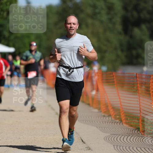 07.09.2025 - 19. Norderstedt Triathlon Michael Strokosch http://msf.ph/oto/8804587 07.09.2025 12:06:34 Laufen 801, 1395 meine-sportfotos.de