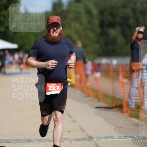 07.09.2025 - 19. Norderstedt Triathlon Michael Strokosch http://msf.ph/oto/8804661 07.09.2025 12:36:31 Laufen 227 meine-sportfotos.de