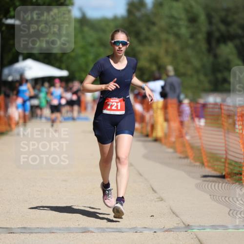 07.09.2025 - 19. Norderstedt Triathlon Michael Strokosch http://msf.ph/oto/8804721 07.09.2025 12:36:48 Laufen 721 meine-sportfotos.de