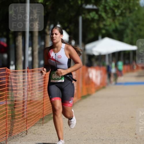 07.09.2025 - 19. Norderstedt Triathlon Michael Strokosch http://msf.ph/oto/8804982 07.09.2025 11:07:12 Laufen 660 meine-sportfotos.de