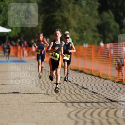 07.09.2025 - 19. Norderstedt Triathlon Michael Strokosch http://msf.ph/oto/8805032 07.09.2025 09:44:49 Laufen 569, 576, 598, 607, 618 meine-sportfotos.de