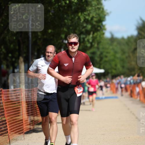 07.09.2025 - 19. Norderstedt Triathlon Michael Strokosch http://msf.ph/oto/8805078 07.09.2025 12:37:13 Laufen 280, 719, 738, 861, 1339 meine-sportfotos.de