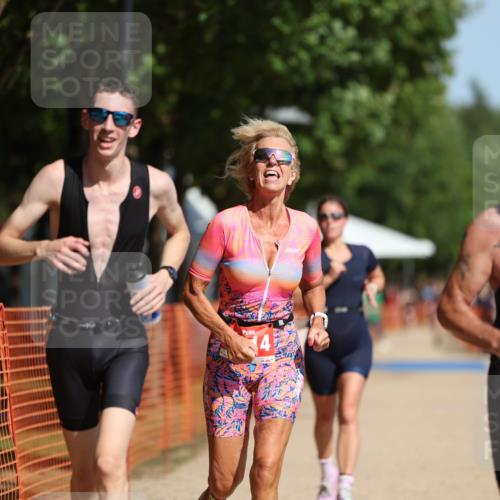 07.09.2025 - 19. Norderstedt Triathlon Michael Strokosch http://msf.ph/oto/8805100 07.09.2025 12:07:24 Laufen 152, 1200, 1314, 1368 meine-sportfotos.de