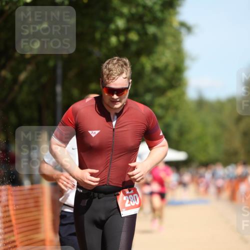 07.09.2025 - 19. Norderstedt Triathlon Michael Strokosch http://msf.ph/oto/8805105 07.09.2025 12:37:14 Laufen 280, 719, 738, 861, 1339 meine-sportfotos.de